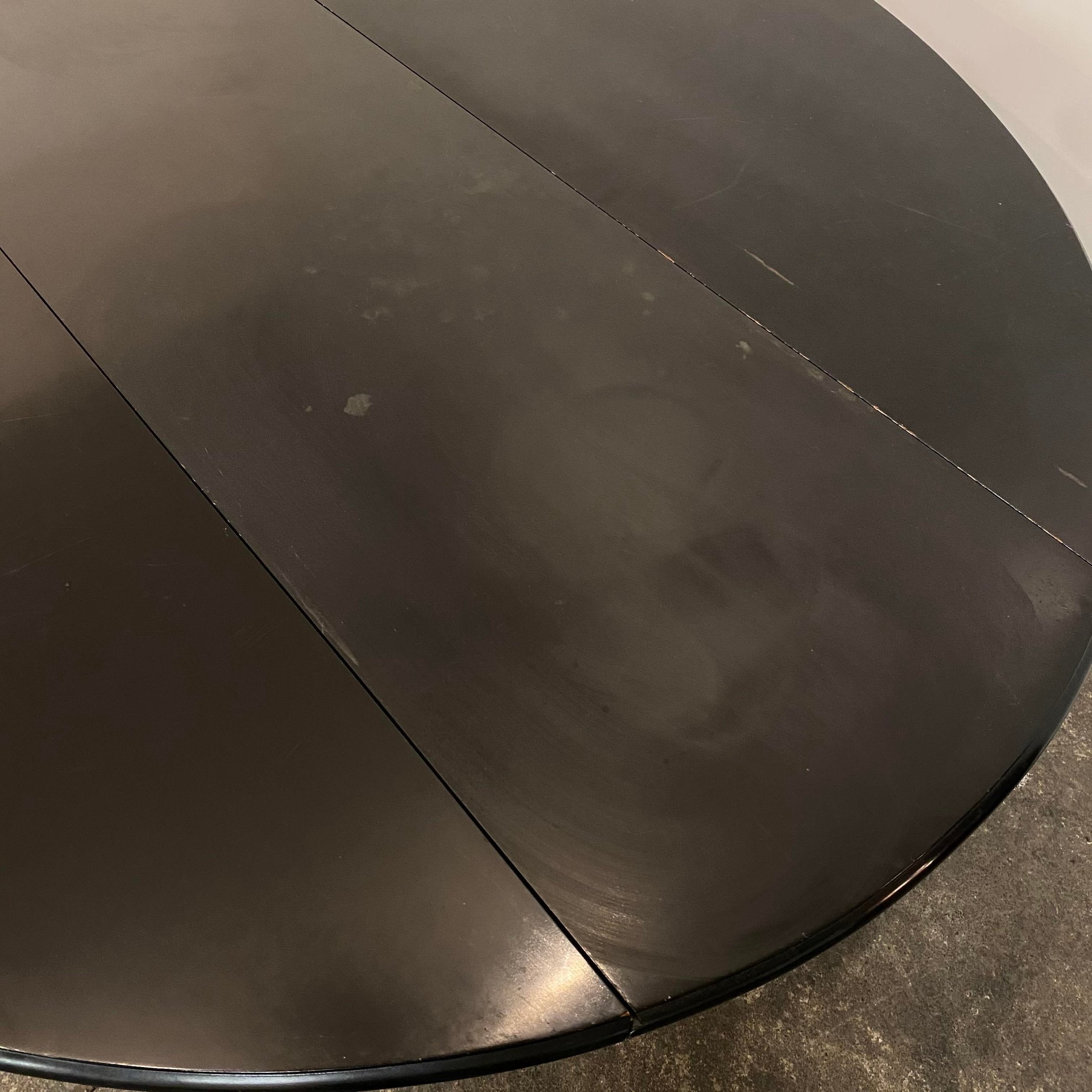 1960s Mid-Century Modern Drop Leaf Dining Table