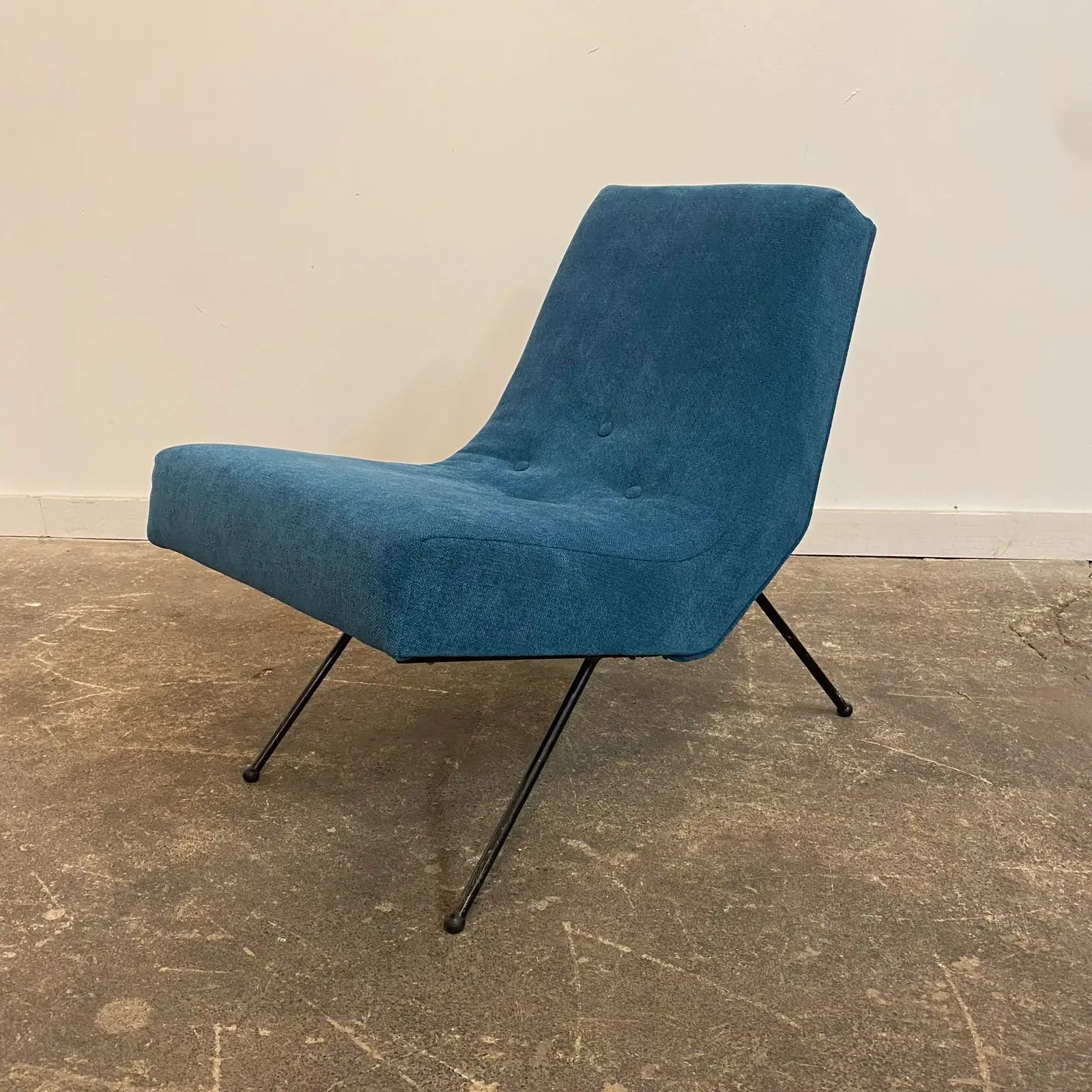 1960s Mid-Century Modern Iron Slipper Chair by Adrian Pearsall