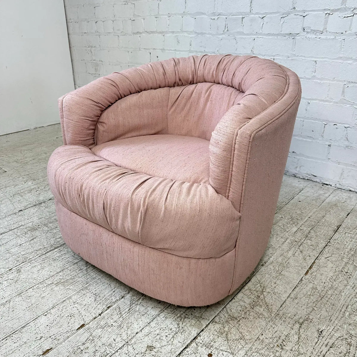1980s Barrel Back Swivel Chair by Brookwood Furniture