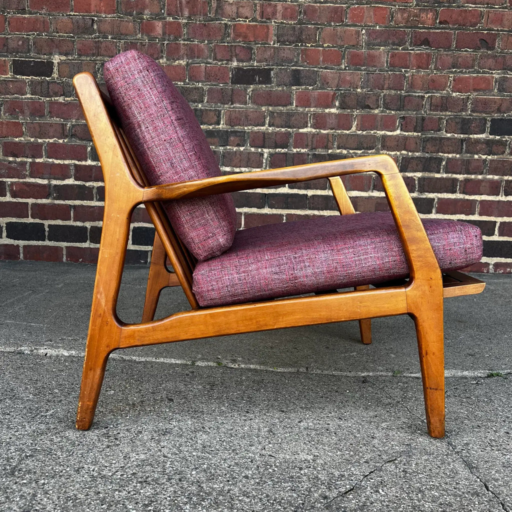 Dux Lounge Chair With New Foam and Fabric Straps (Pink Blend)