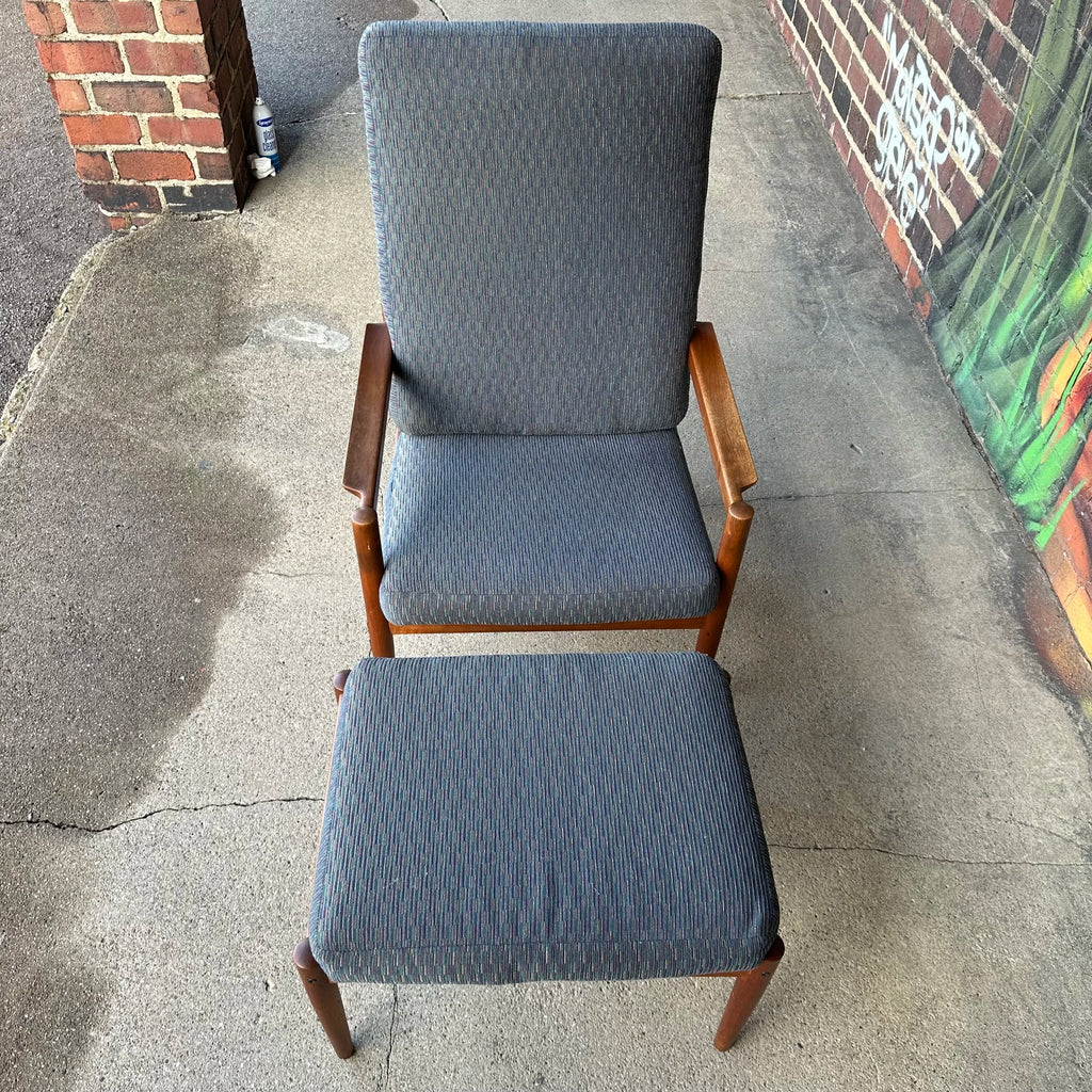 Børge Jensen & Sønner Teak Lounge Chair and Ottoman for Bernstorffsmide Møbelfabrik
