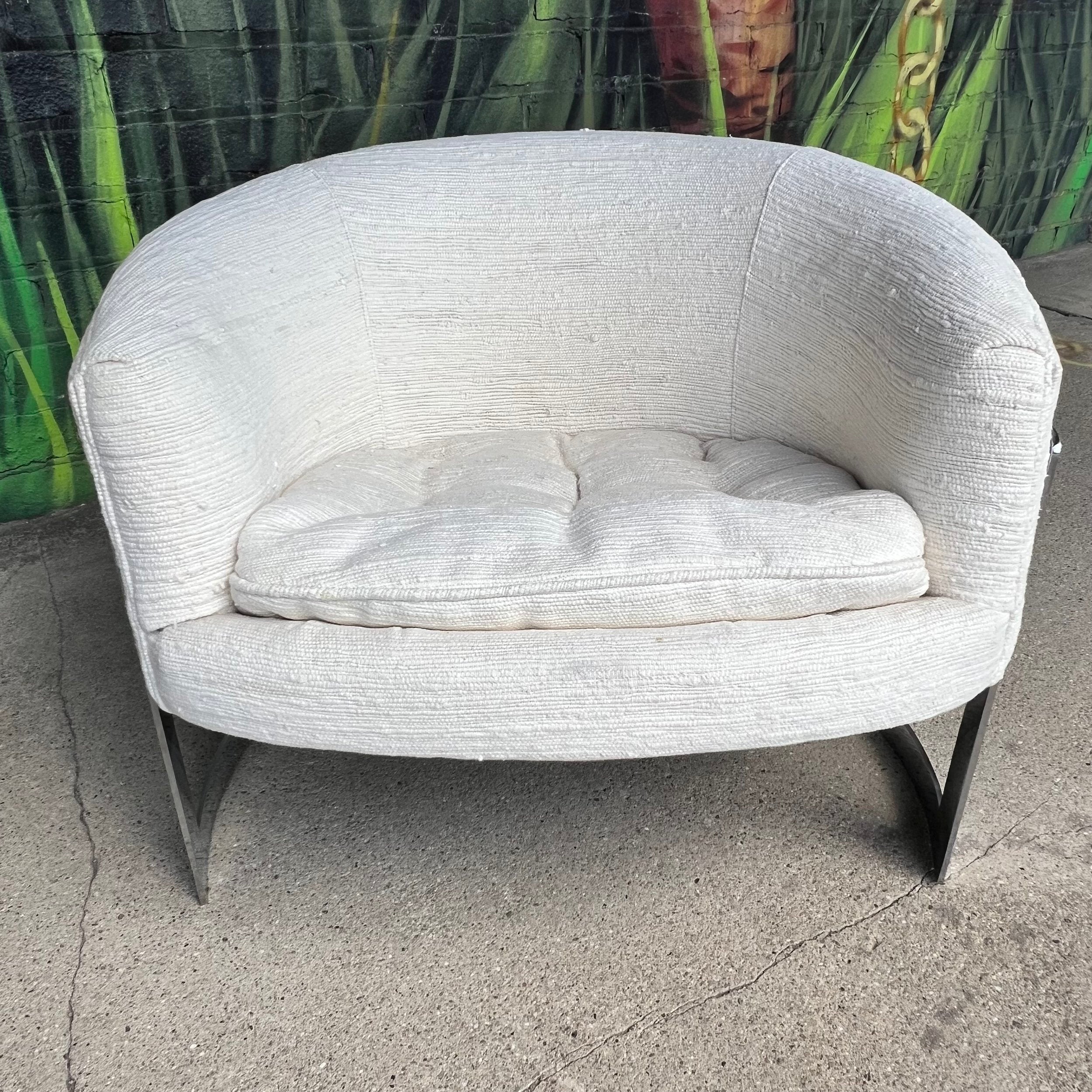 Pair of Cantilever Barrel Back Club Chairs on Chrome Base – Attributed to Milo Baughman