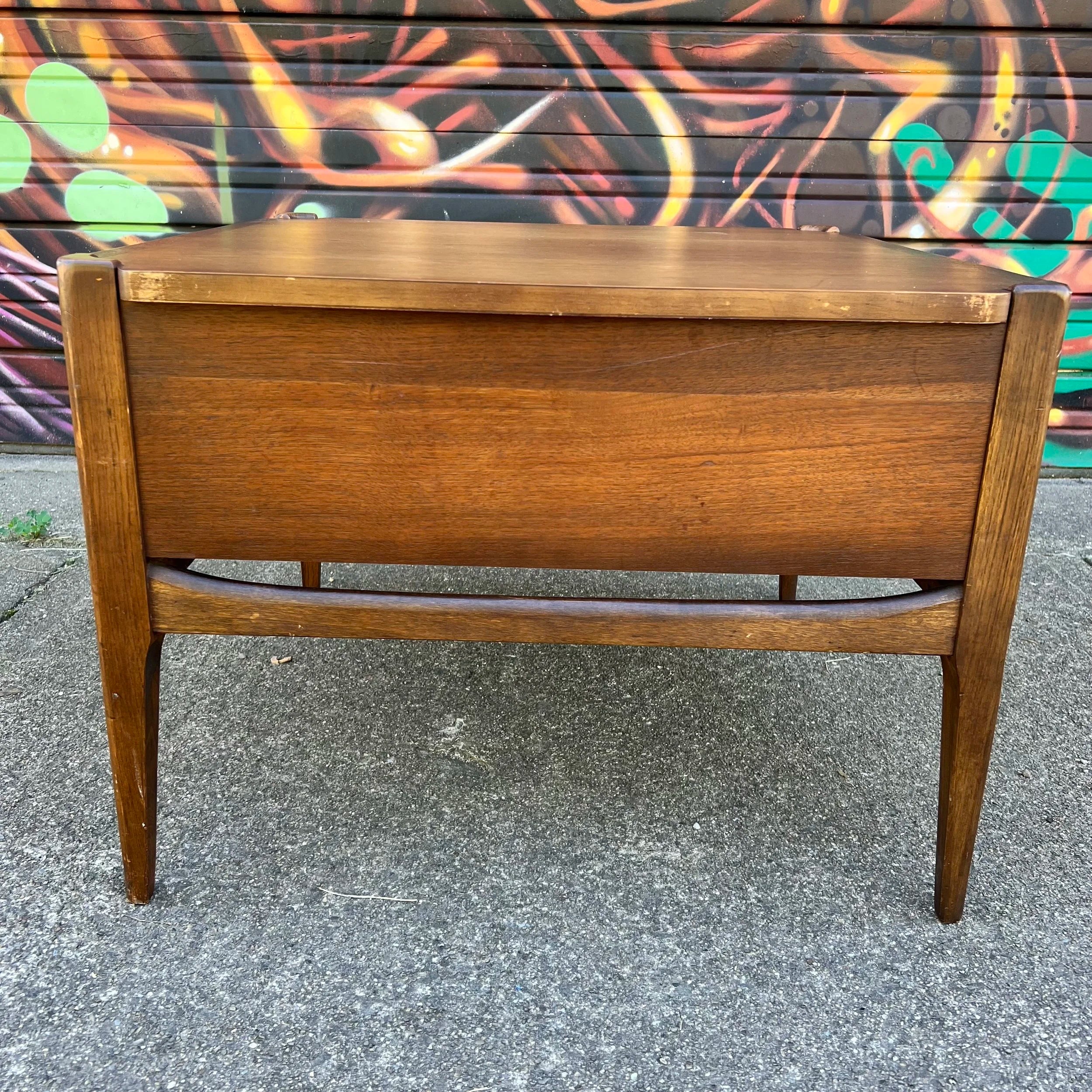 Mid Century Modern Basset Furniture Walnut Side Table