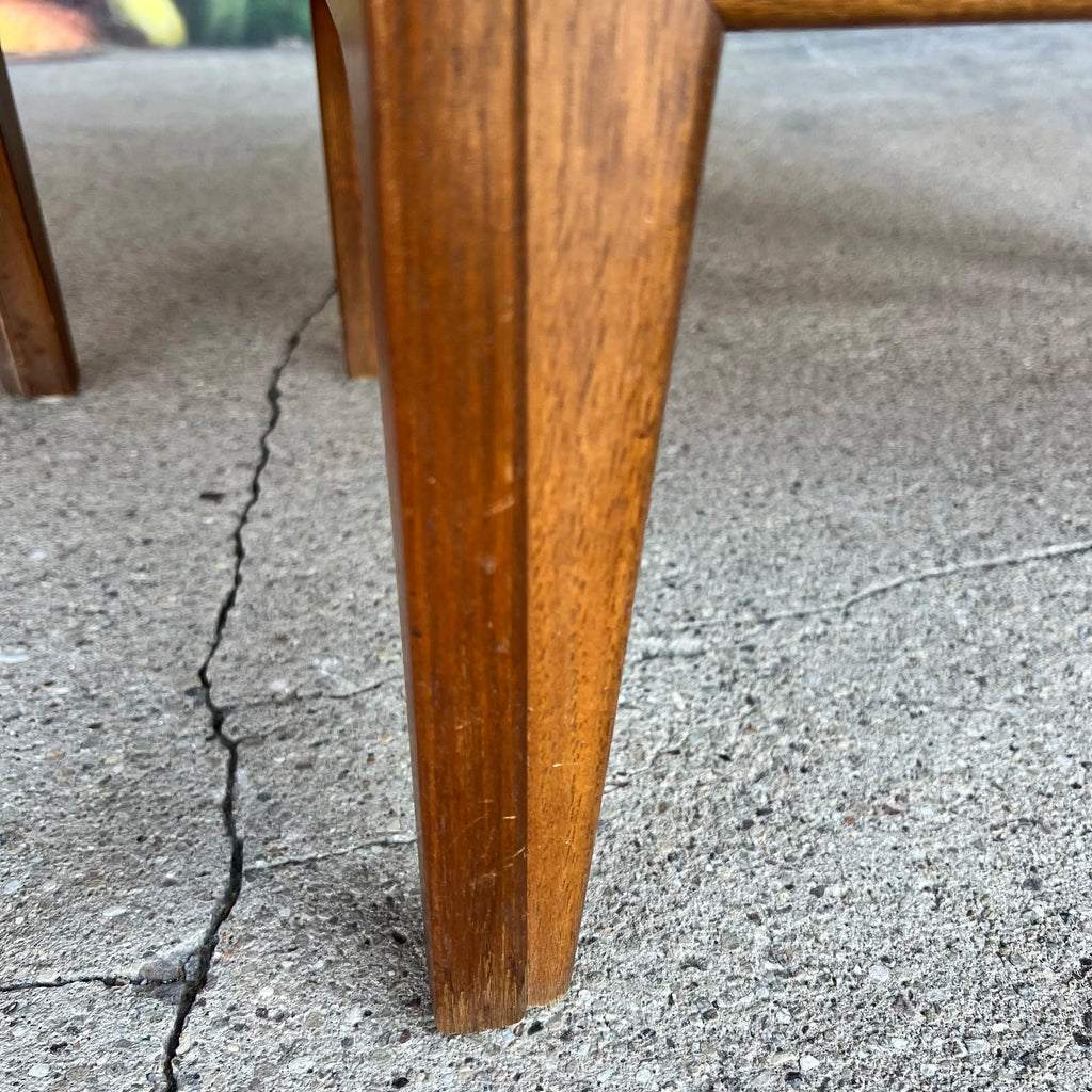 Pair of United Furniture Mid Century Modern Nightstands