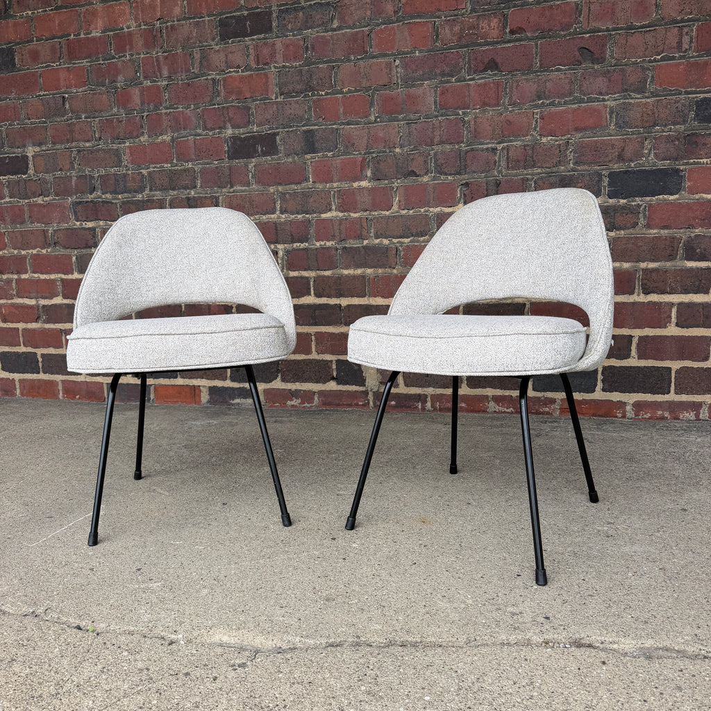 Pair of Early Eero Saarinen for Knoll Executive Side Chairs