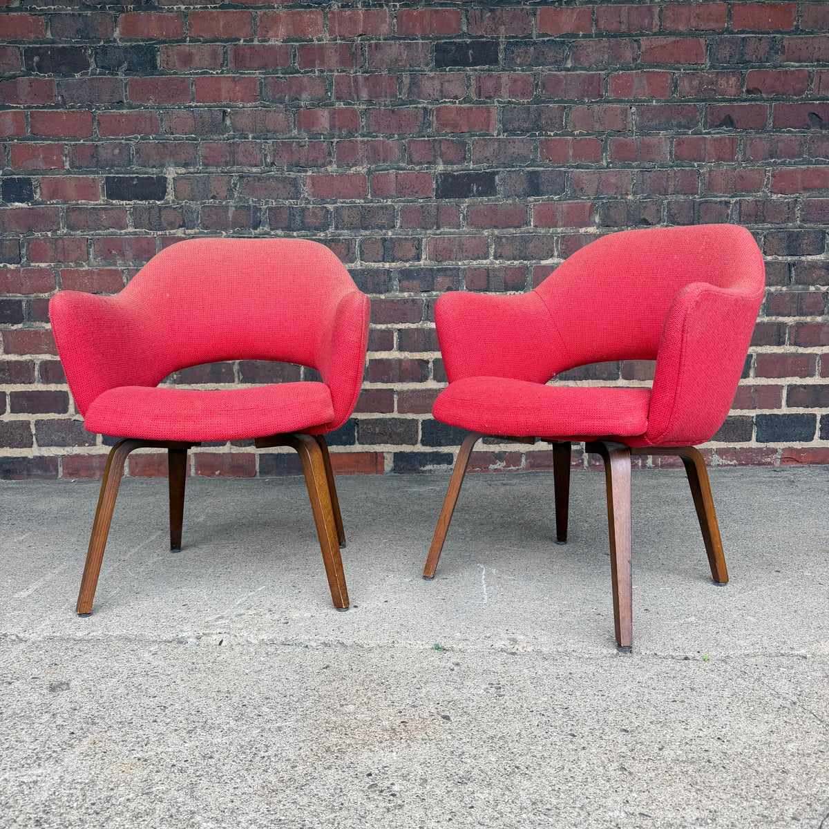 Pair of Eero Saarinen for Knoll Executive Armchairs With Walnut Legs