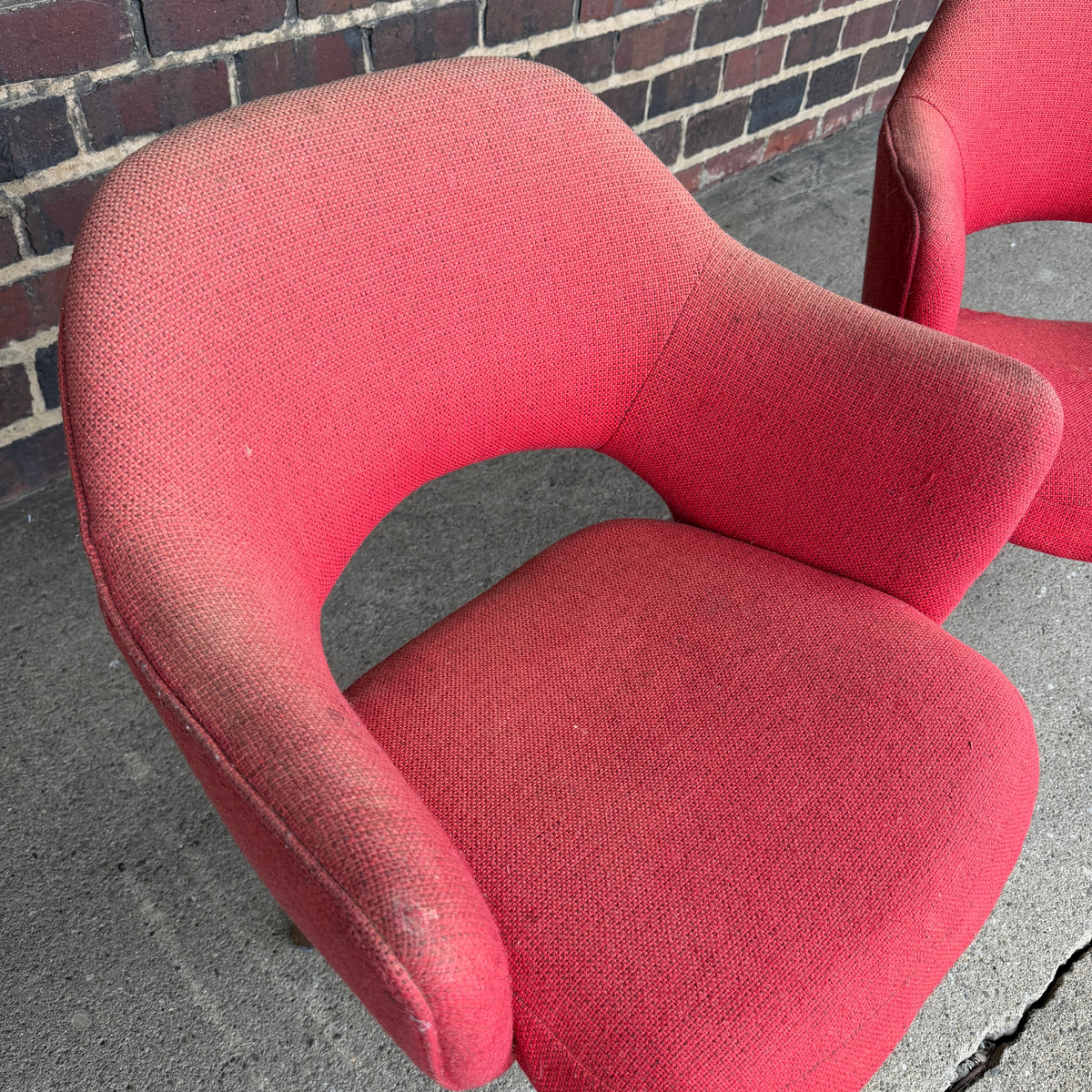 Pair of Eero Saarinen for Knoll Executive Armchairs With Walnut Legs
