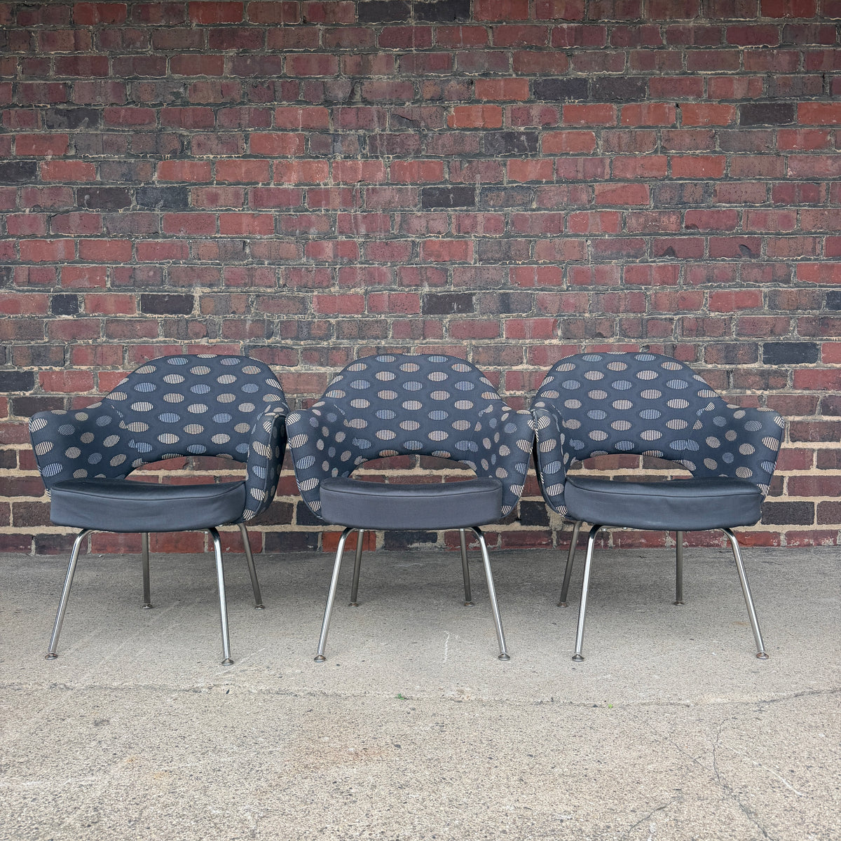 Set of 6 Eero Saarinen for Knoll Executive Arm Chairs