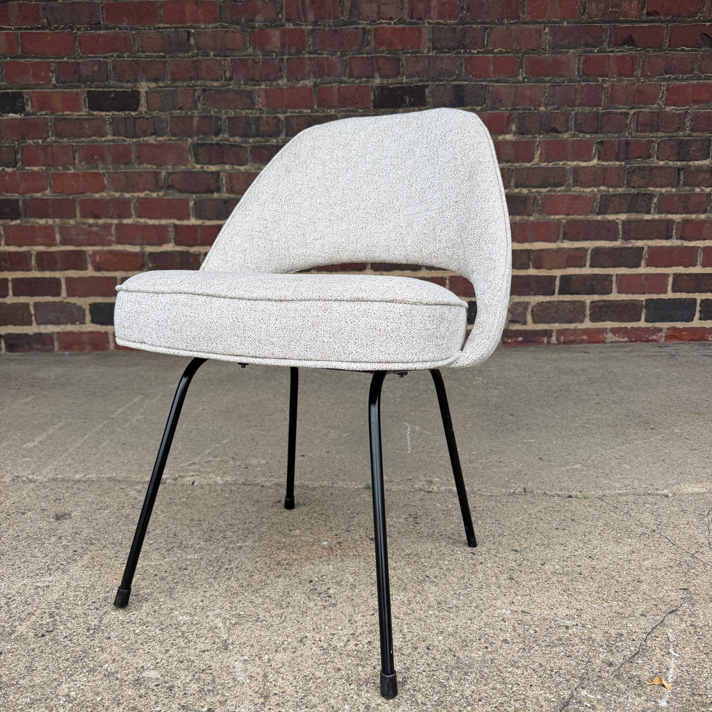 Early Eero Saarinen for Knoll Executive Side Chair