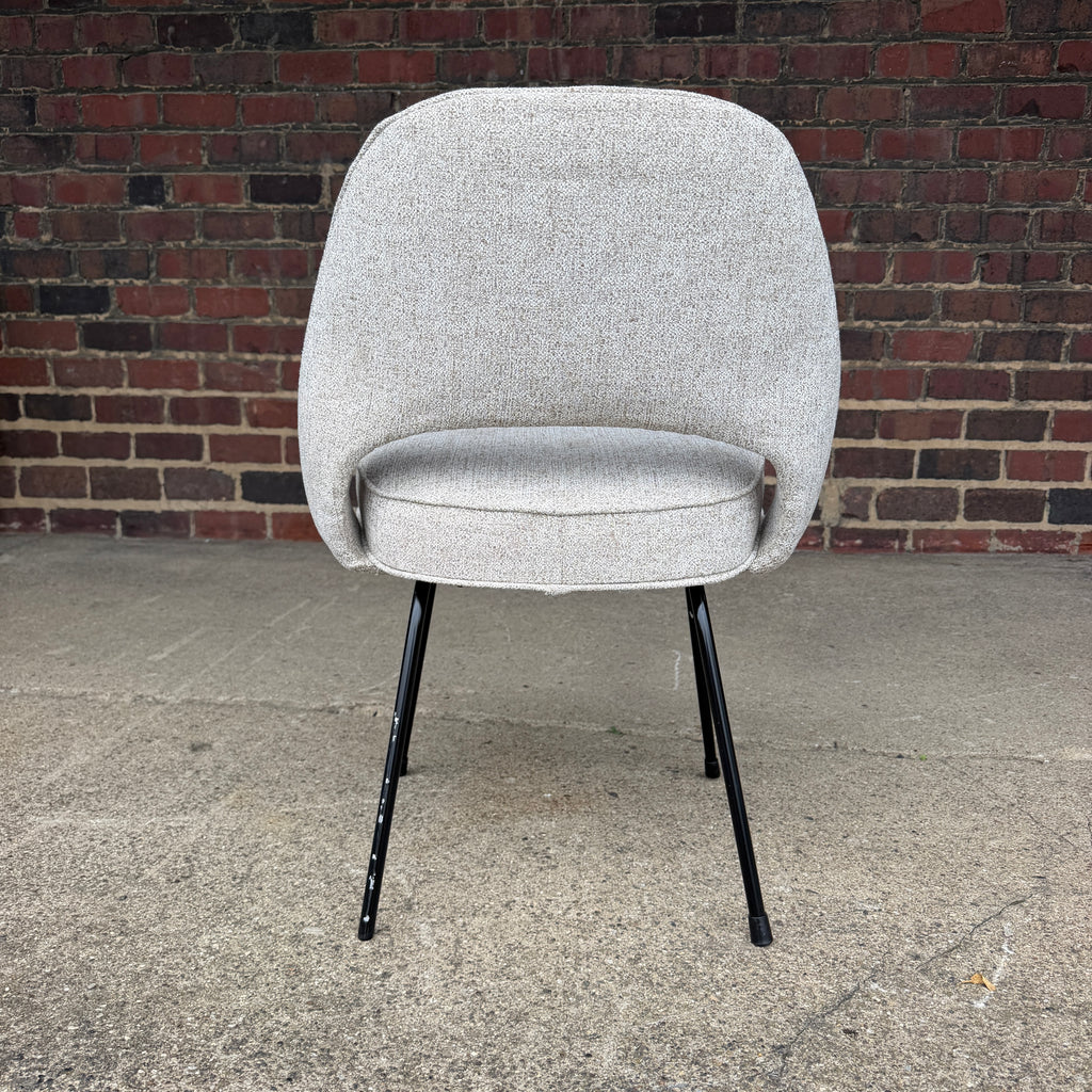Early Eero Saarinen for Knoll Executive Side Chair