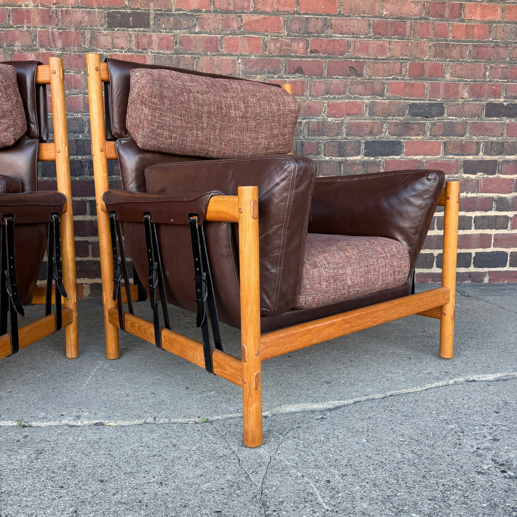 Pair of Dependable Furniture MFG Co Leather Lounge Chairs