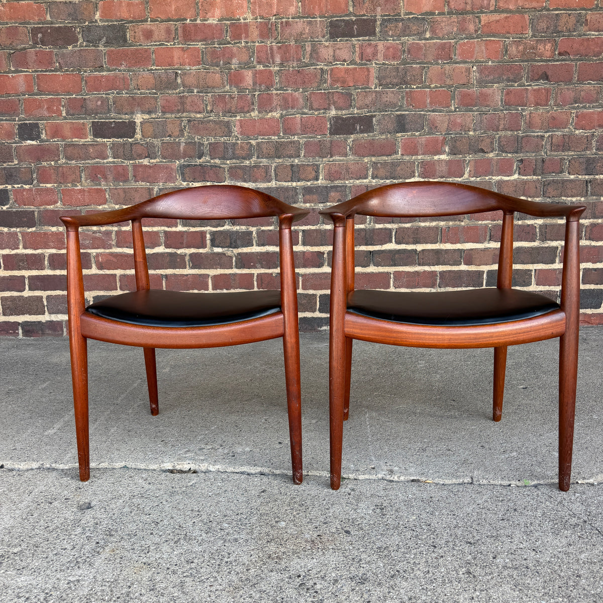 Hans J. Wegner Pair of Armchairs 'The Chair' for Johannes Hansen