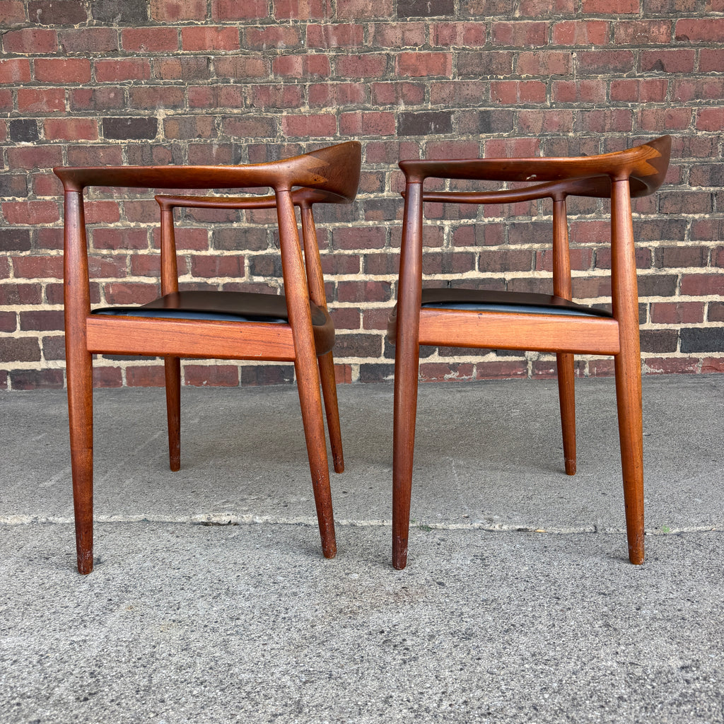 Hans J. Wegner Pair of Armchairs 'The Chair' for Johannes Hansen