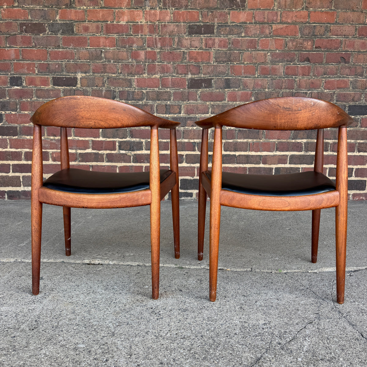 Hans J. Wegner Pair of Armchairs 'The Chair' for Johannes Hansen