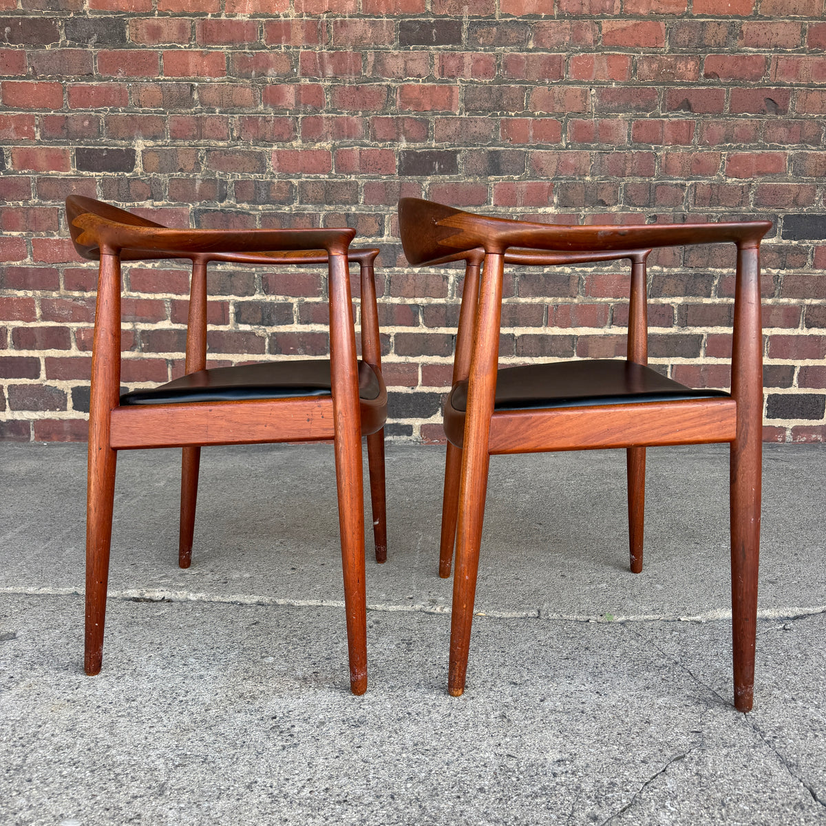 Hans J. Wegner Pair of Armchairs 'The Chair' for Johannes Hansen