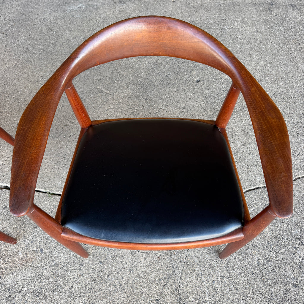 Hans J. Wegner Pair of Armchairs 'The Chair' for Johannes Hansen