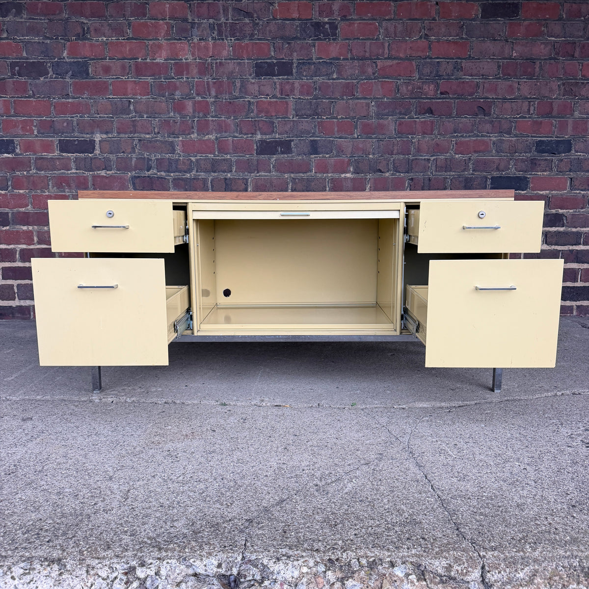 Steelcase Mid Century Modern 4 Drawer Tanker Credenza With a Center Tambour Door