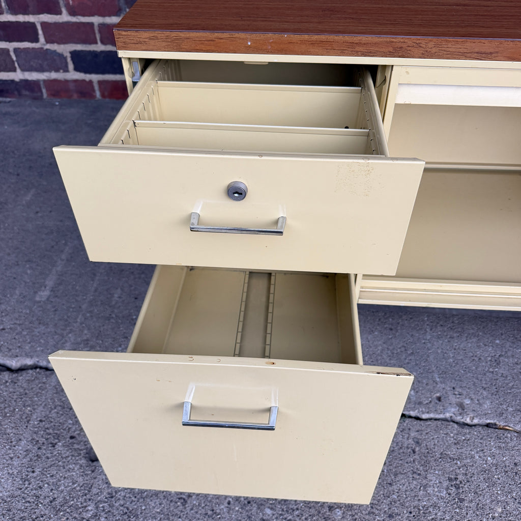 Steelcase Mid Century Modern 4 Drawer Tanker Credenza With a Center Tambour Door