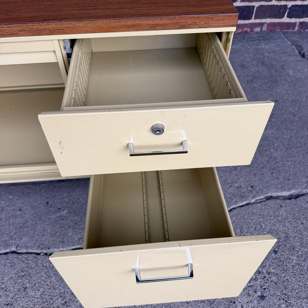 Steelcase Mid Century Modern 4 Drawer Tanker Credenza With a Center Tambour Door