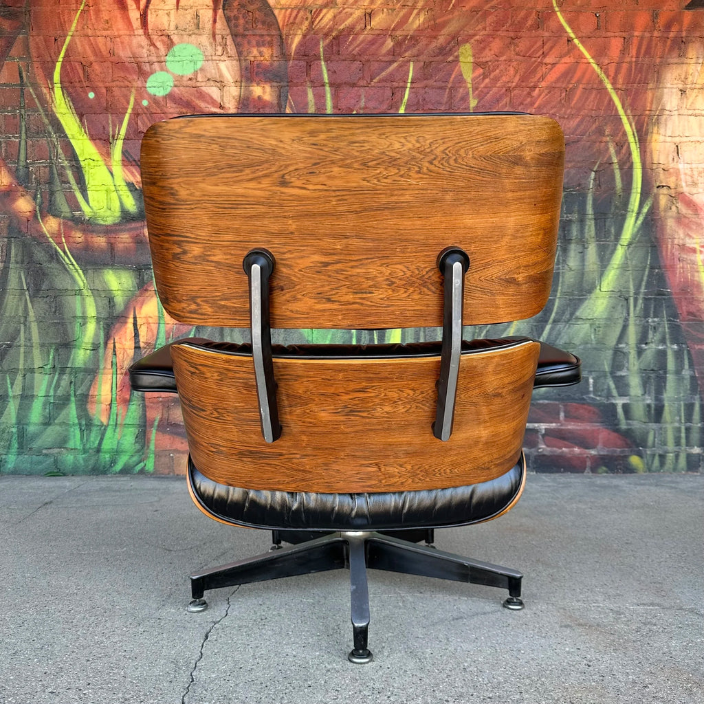 Original Mid-Century Rosewood Herman Miller Eames Lounge Chair and Ottoman