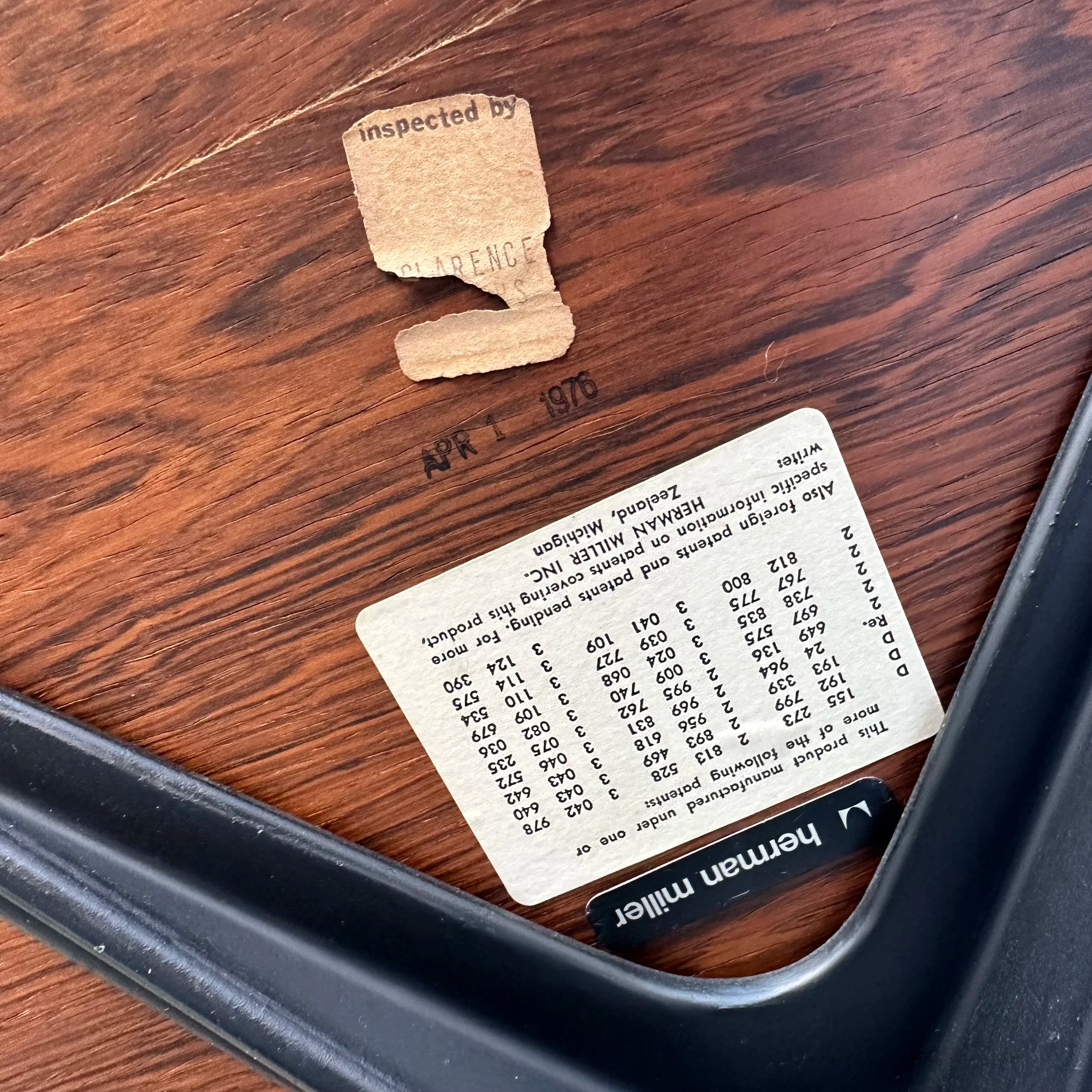 Original Mid-Century Rosewood Herman Miller Eames Lounge Chair and Ottoman
