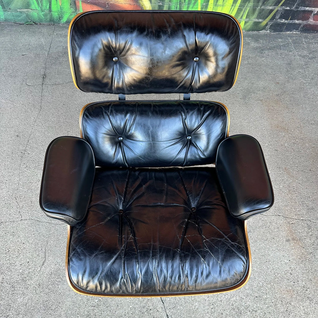Original Mid-Century Rosewood Herman Miller Eames Lounge Chair and Ottoman