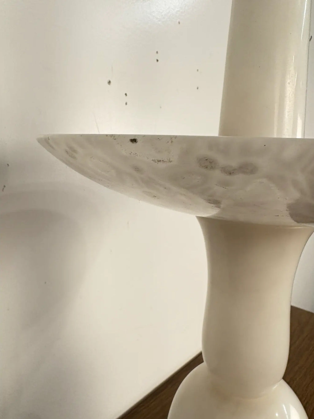 Sculptural Balustrade Form Table Lamp in Carrera Marble
