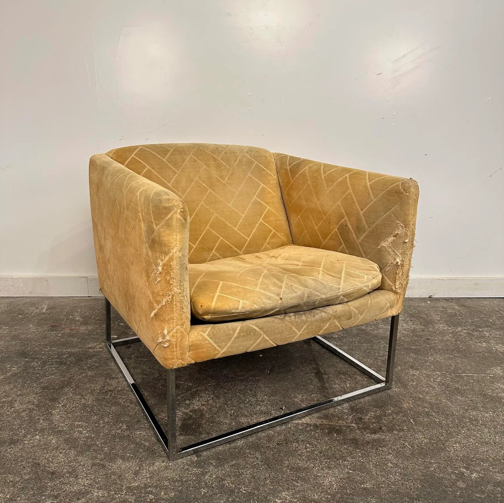 Mid Century Modern Berhardt Flair Lounge Chair