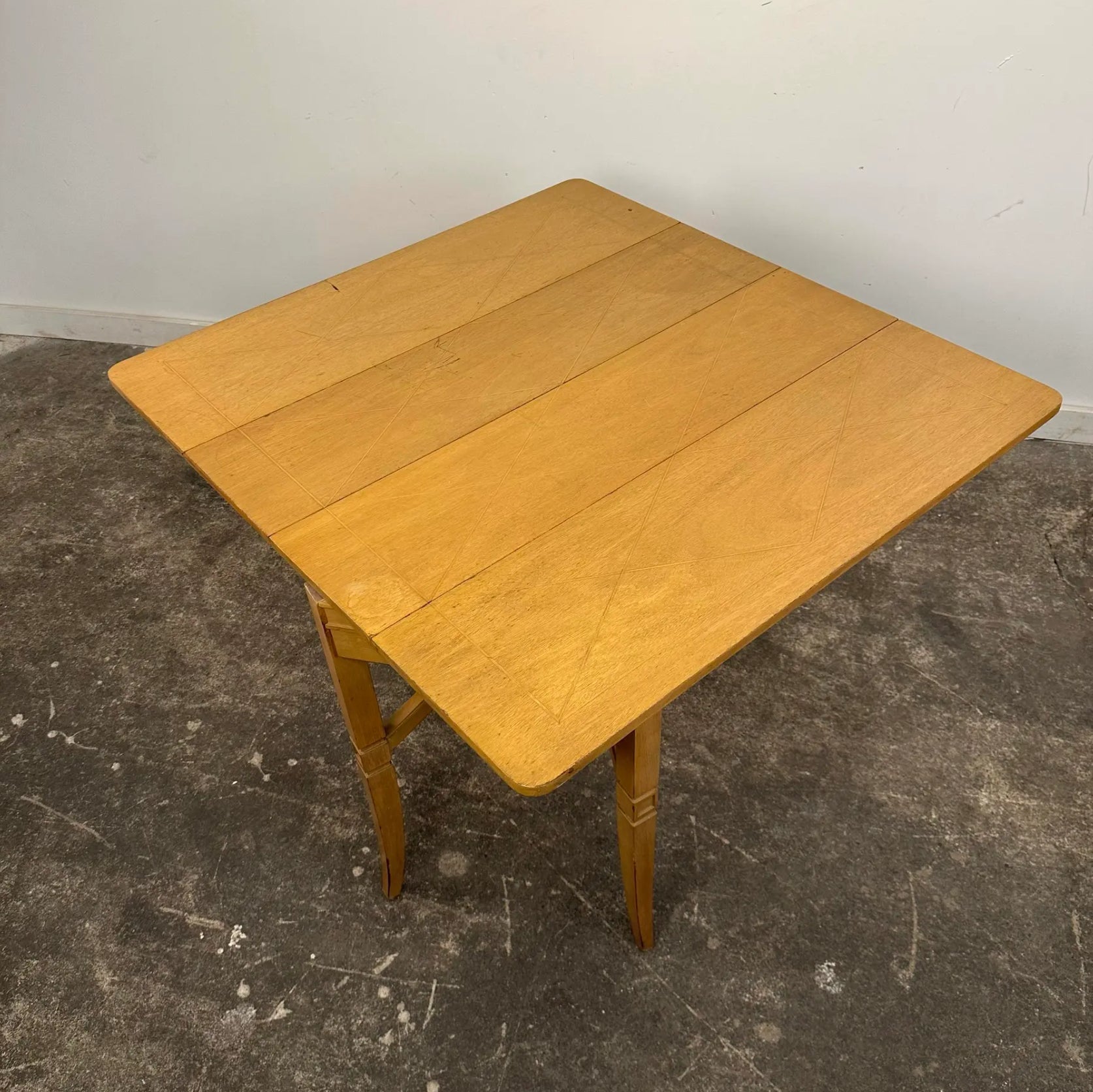 Tommi Parzinger Extendable Drop-Leaf Dining Table