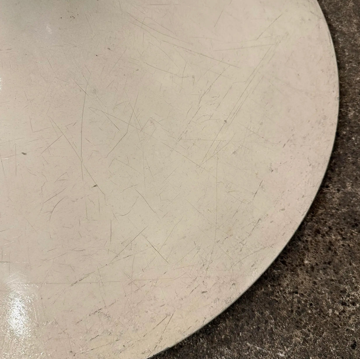 Mid Century Modern Eero Saarinen Knoll Tulip Dining Table