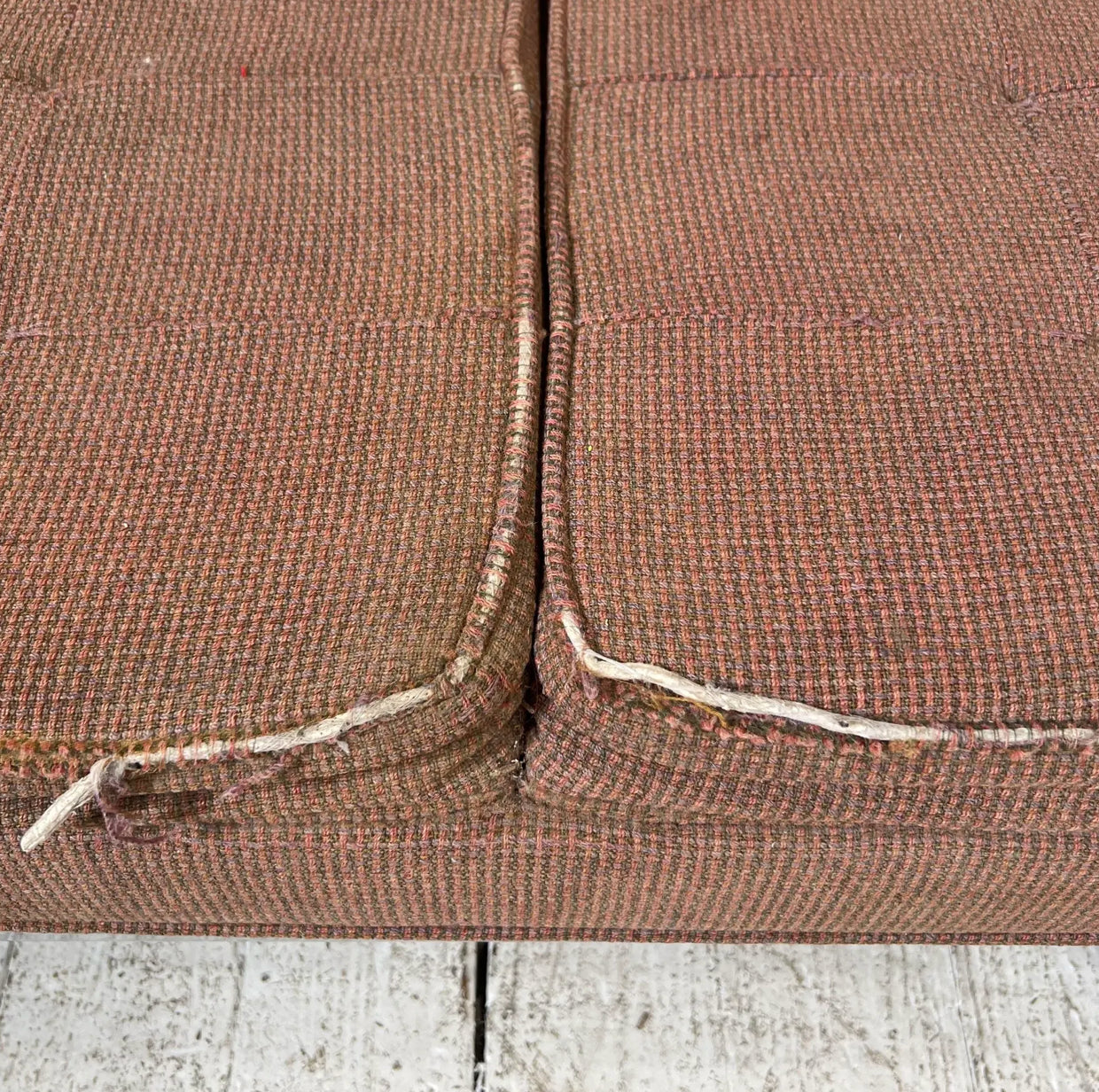 Florence Knoll Sofa in Need of Restoration