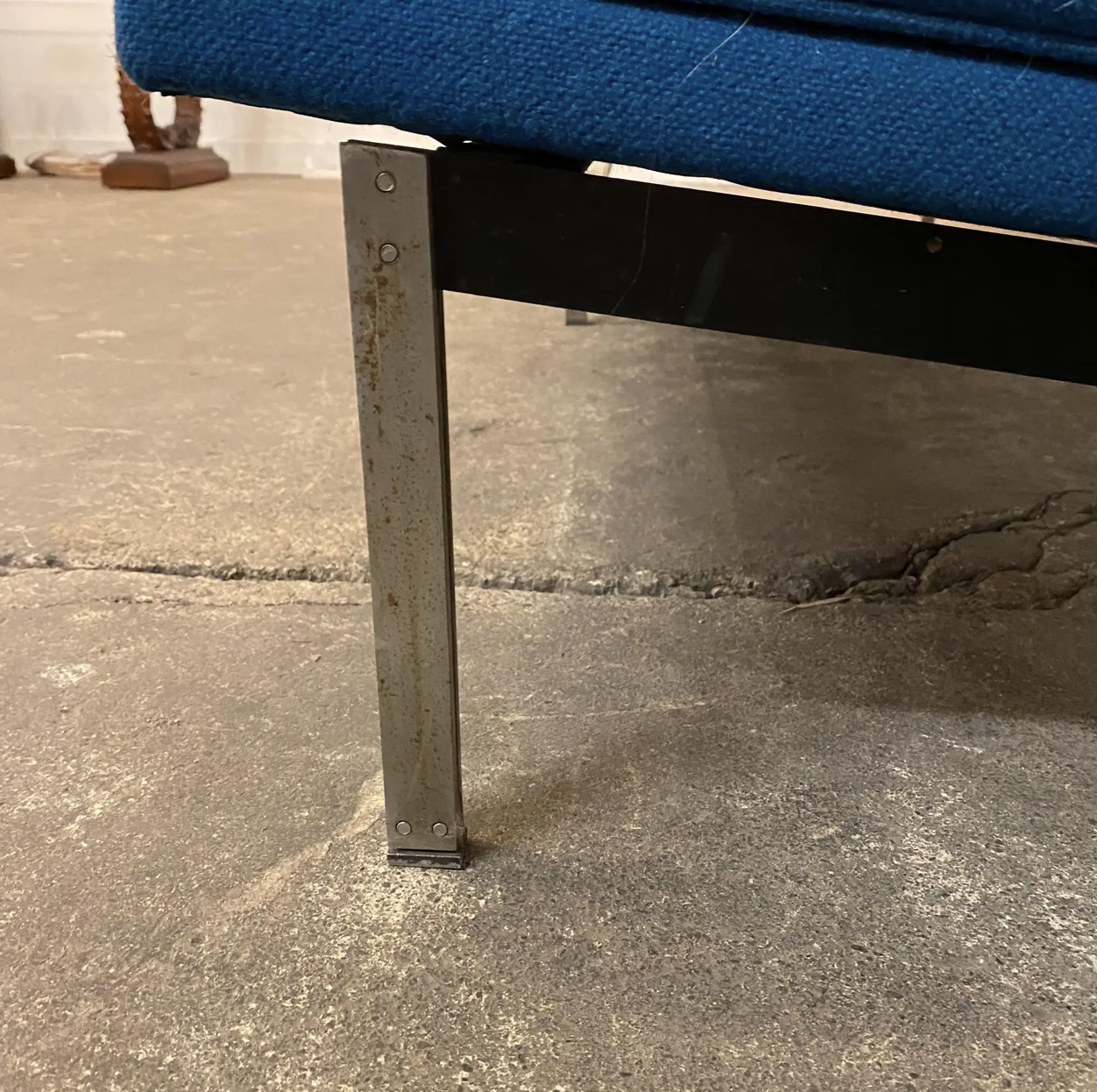 Florence Knoll Parallel Sofa Blue and Chrome