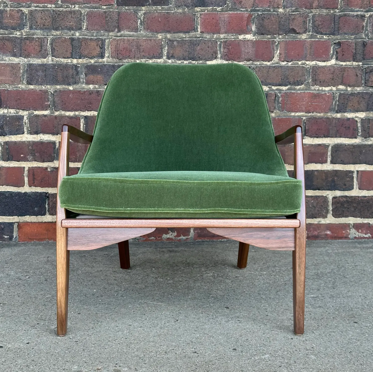 Custom Seal Style Lounge Chair Green