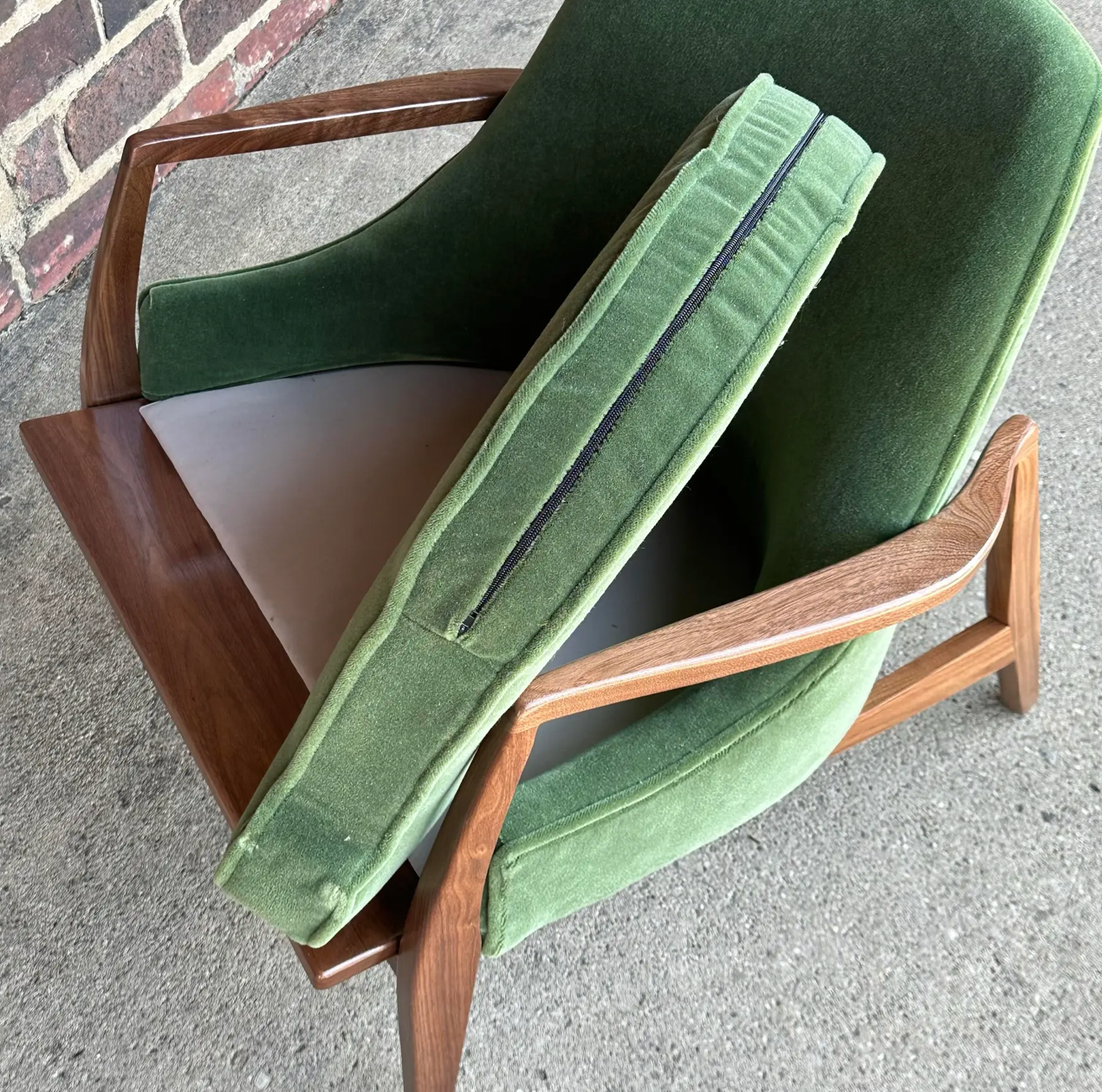 Custom Seal Style Lounge Chair Green