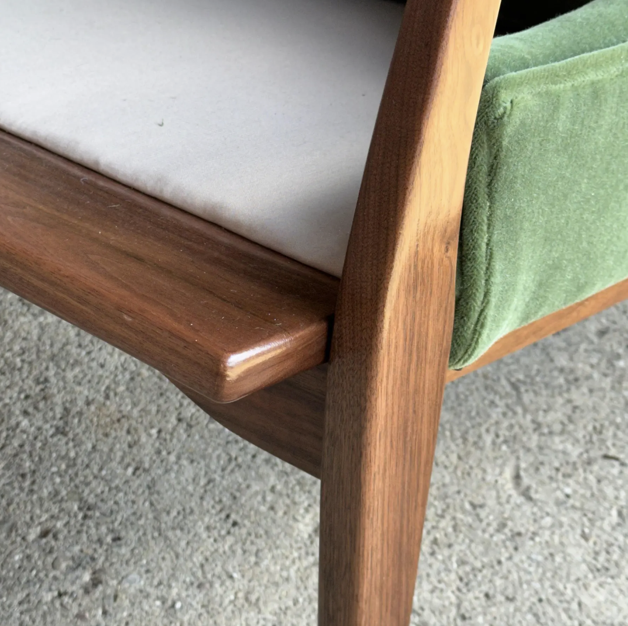 Custom Seal Style Lounge Chair Green