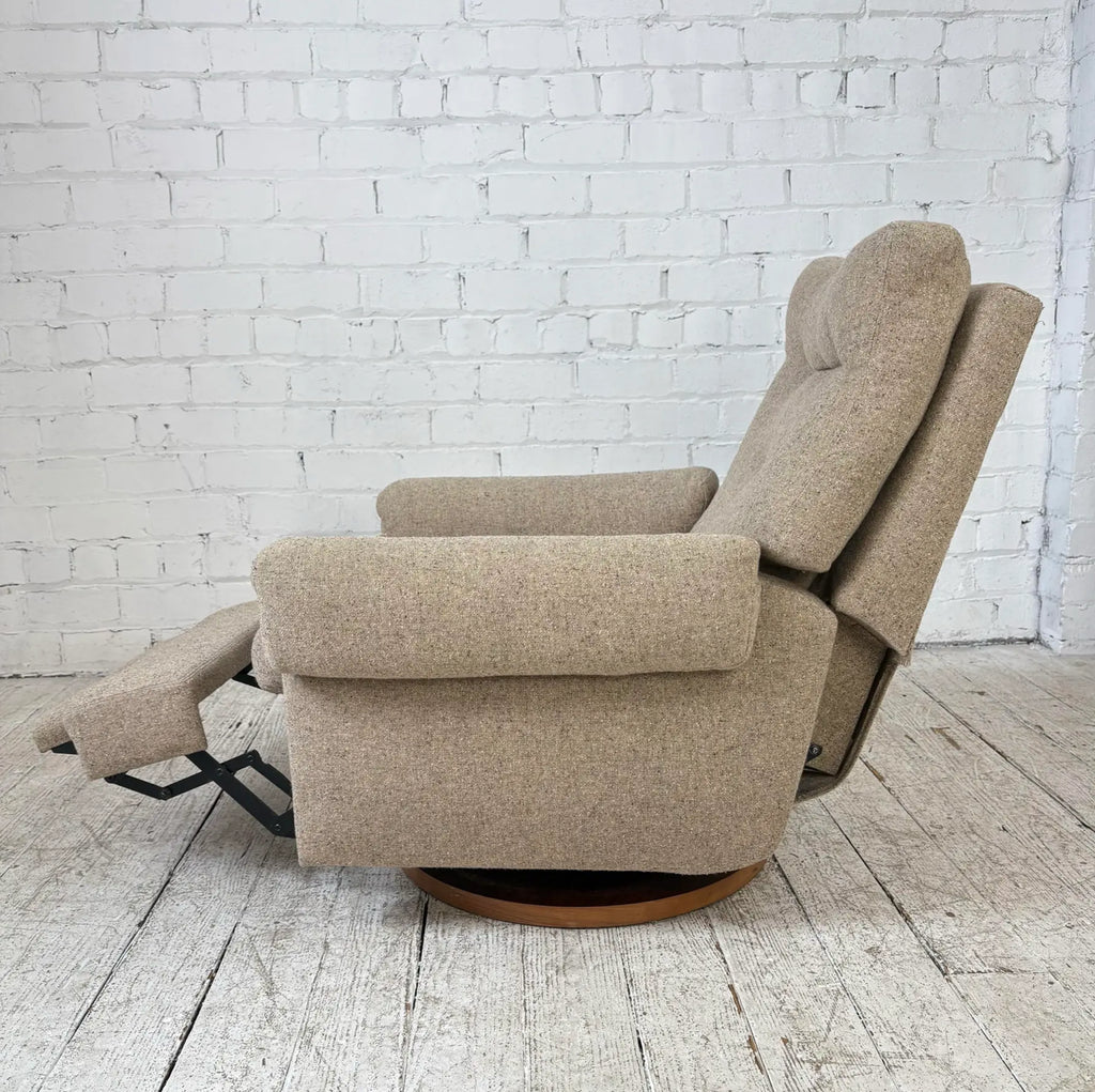 Milo Baughman for Thayer Coggin Reclining Lounge Chair