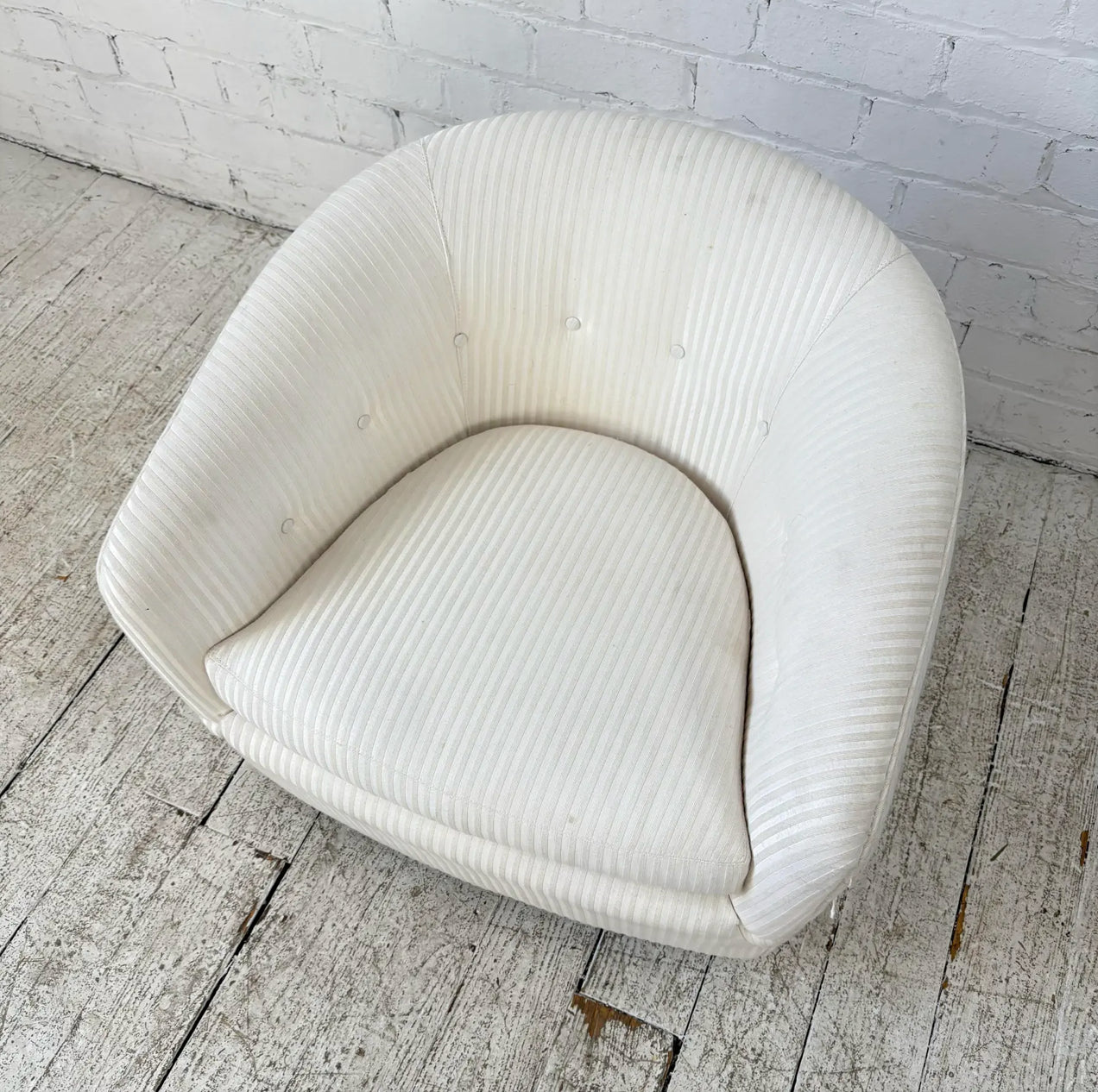 Milo Baughman Swivel Rock Barrel Chair