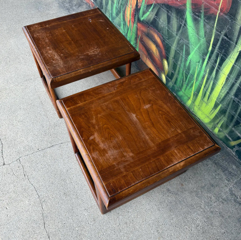 Mid-Century Modern Pair of Walnut End Tables Lane Furniture