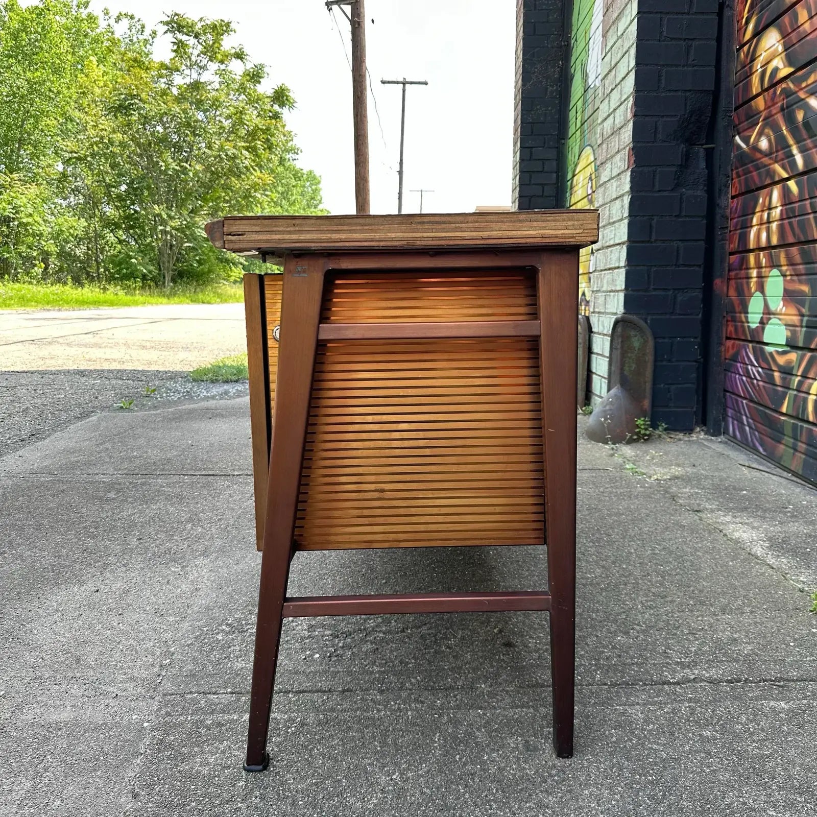 Alcoa/Reynolds/Gf Studios for Gordon Bumshaft Italic Credenza Mid-Century Modern Desk