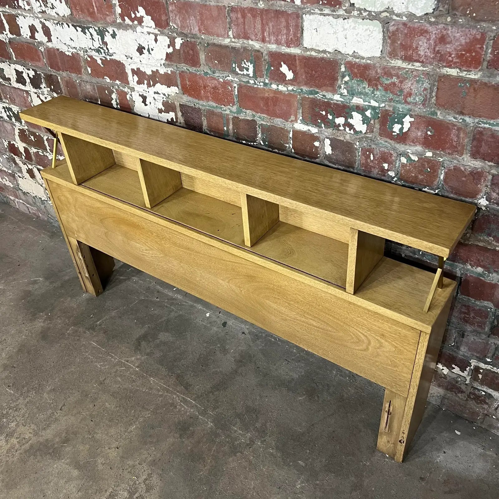 American of Martinsville Headboard With Storage Light Wood Midcentury Brass