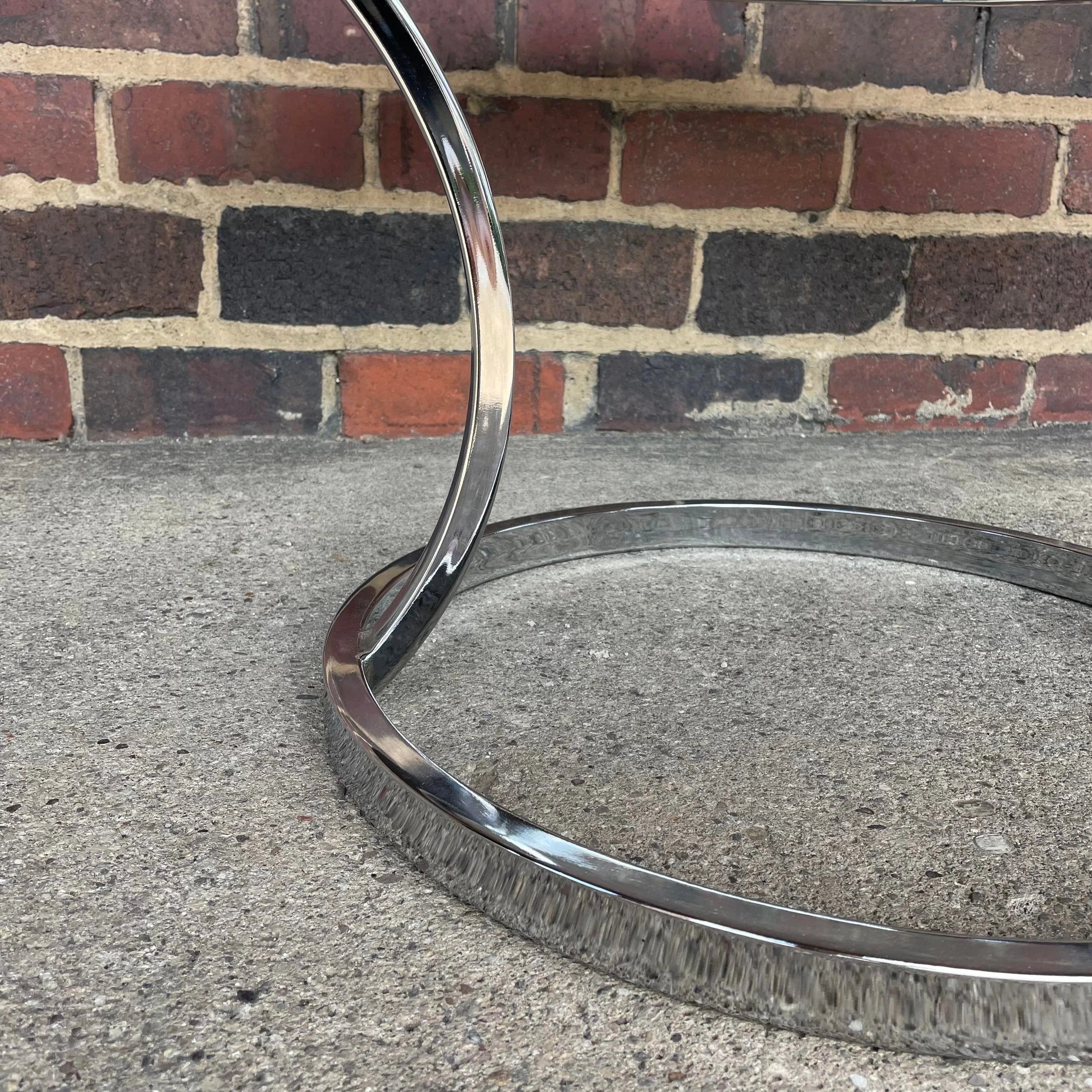 Bernhardt Furniture Company Coffee Table Circle Glass Chrome Mirror
