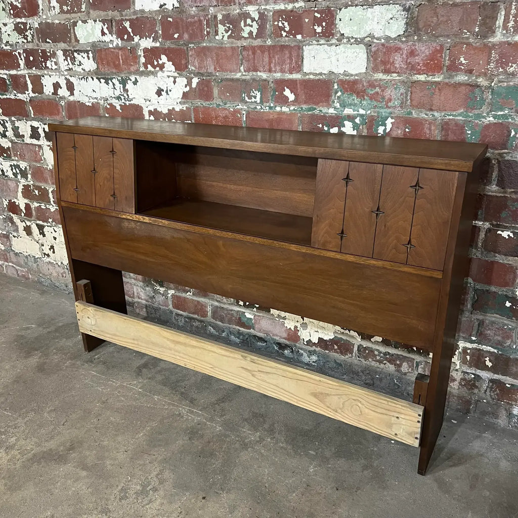 Boyhill Saga Full Size Headboard