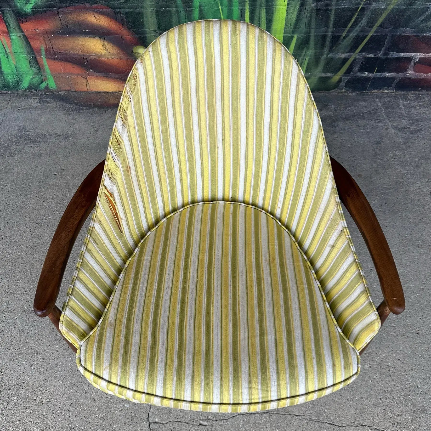 Danish-Style Bentwood Walnut Lounge Chair Looks Like Kodawood
