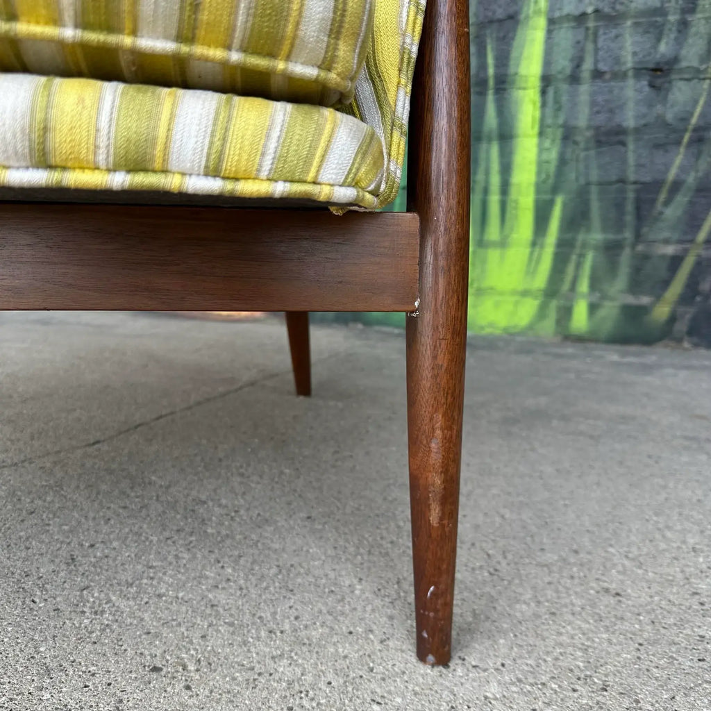 Danish-Style Bentwood Walnut Lounge Chair Looks Like Kodawood
