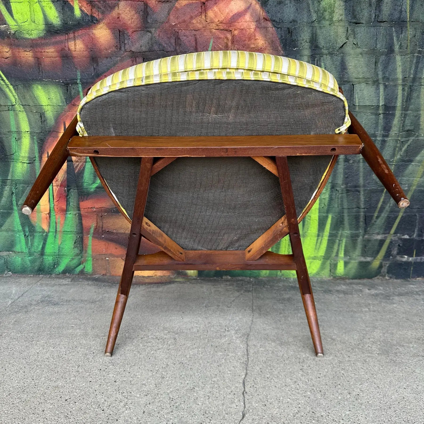 Danish-Style Bentwood Walnut Lounge Chair Looks Like Kodawood