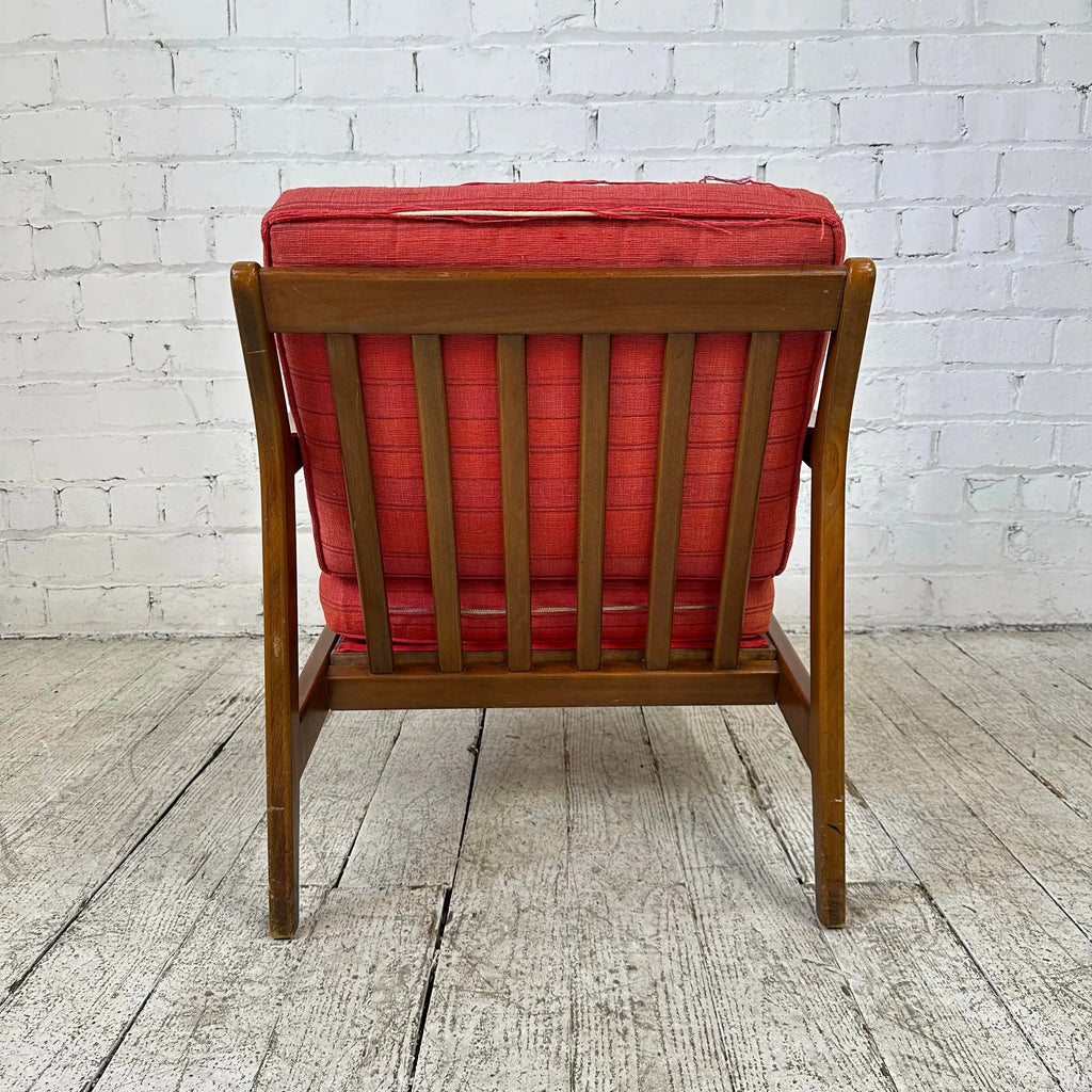 Dux Danish Modern Lounge Chair
