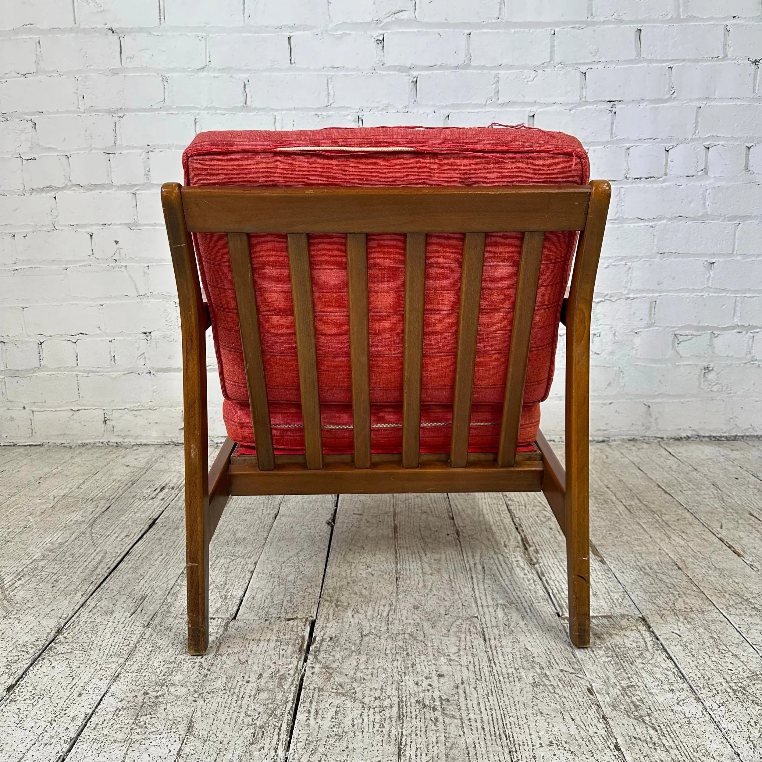 Dux Danish Modern Lounge Chair