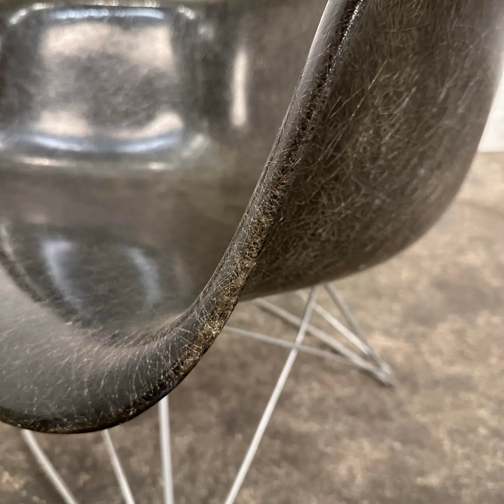 Eames for Herman Miller Fiberglass Lar Lounge Chair With Cat’s Cradle Base