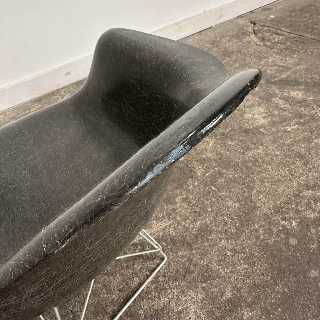 Eames for Herman Miller Fiberglass Lar Lounge Chair With Cat’s Cradle Base