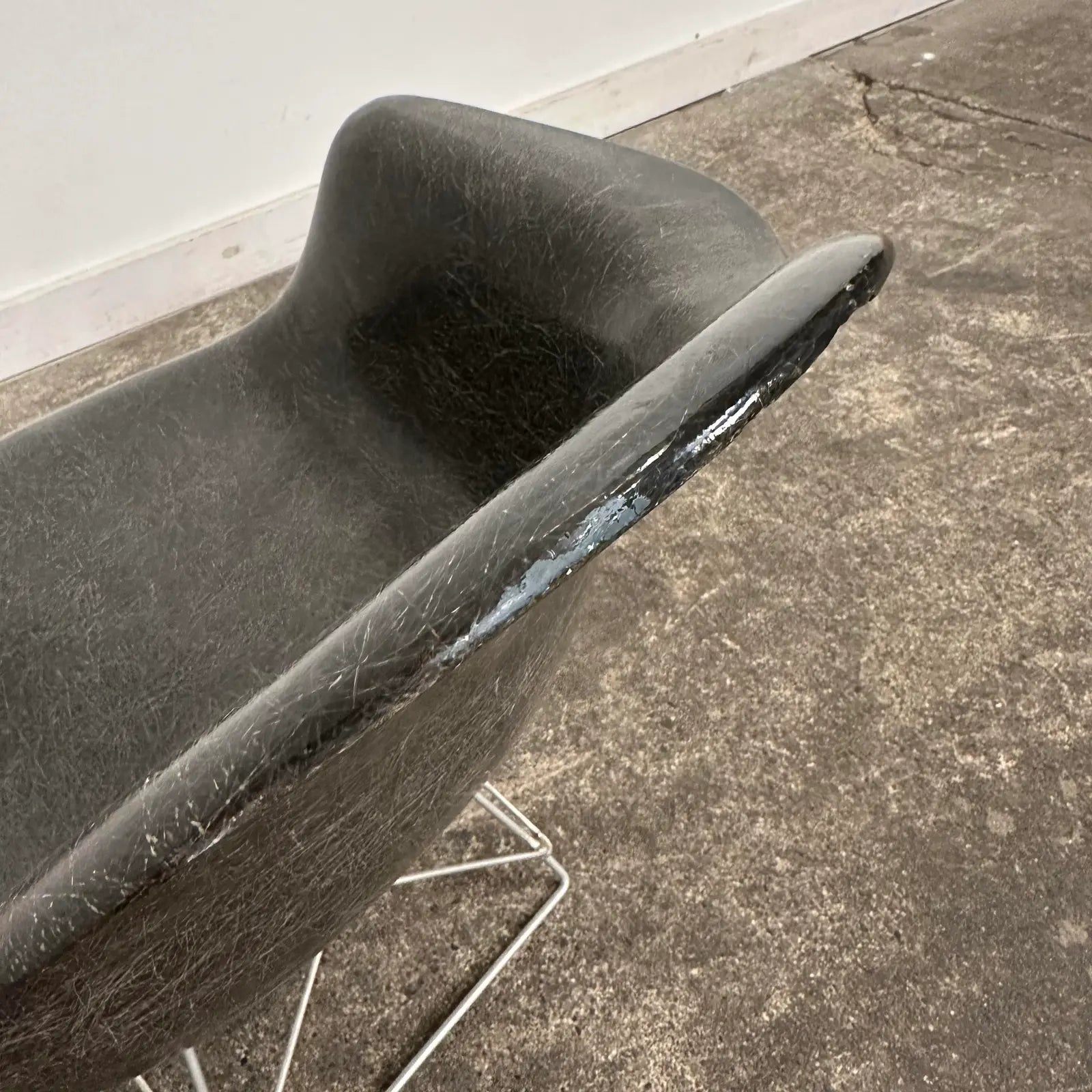 Eames for Herman Miller Fiberglass Lar Lounge Chair With Cat’s Cradle Base